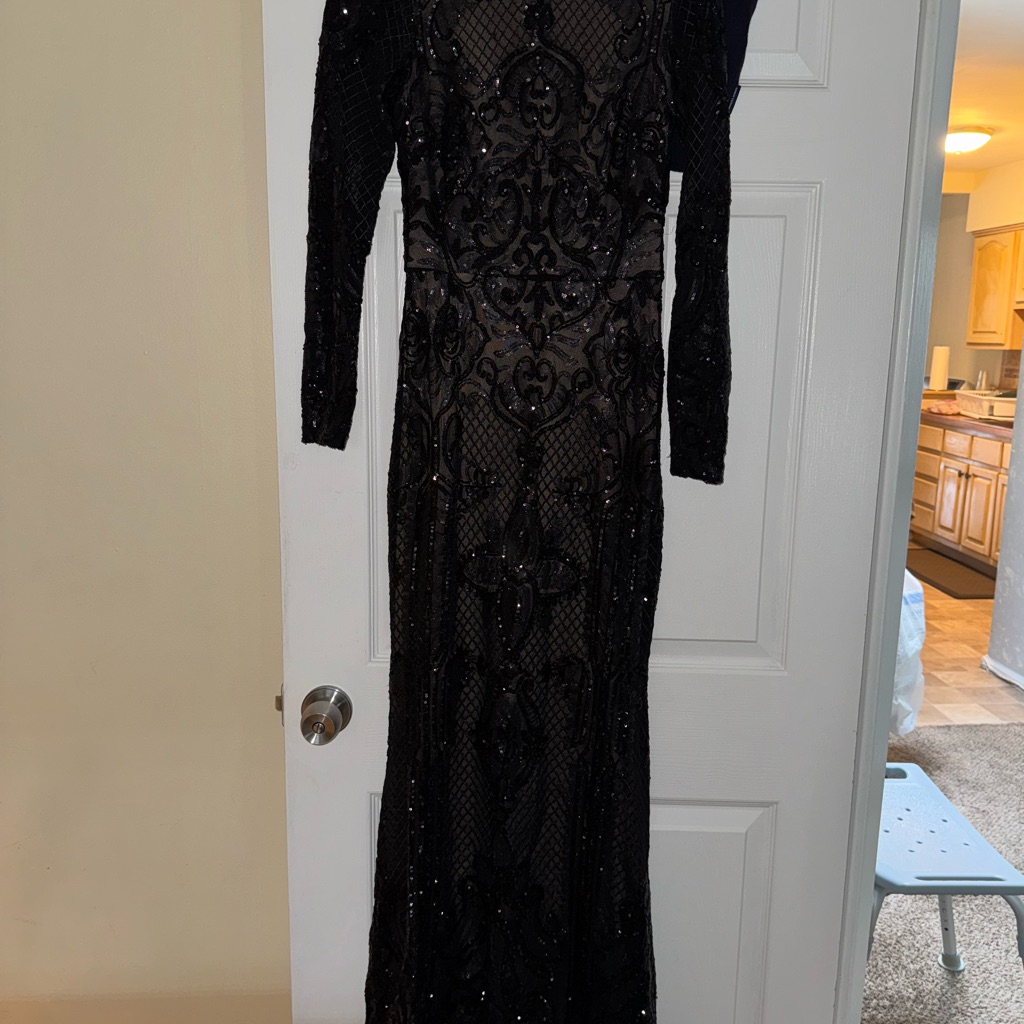 Betsy & Adam Black Sequin Long Sleeve Dress
